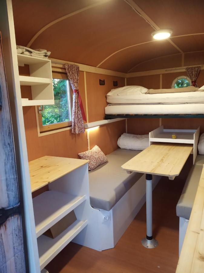 Veritable Roulotte Hippomobile "La Bailleul" Mentheville エクステリア 写真